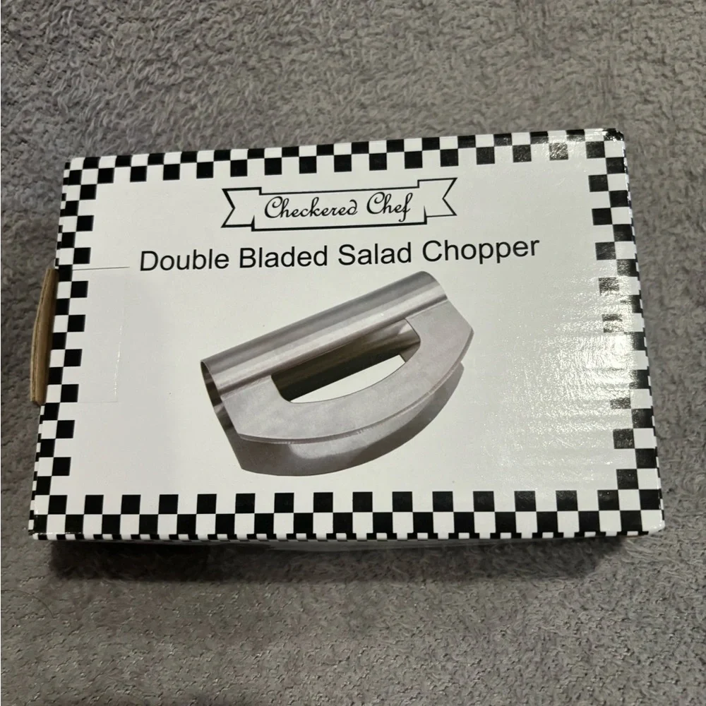 Checkered Chef Salad Chopper Tool, Mezzaluna Stainless Steel Vegetable‎ Rocker
